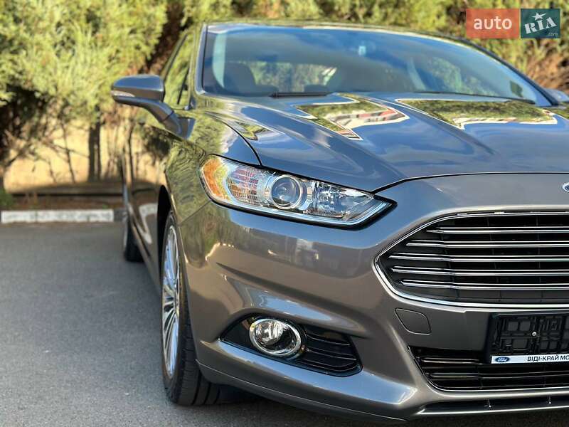 Седан Ford Fusion 2014 в Славянске