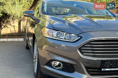 Седан Ford Fusion 2014 в 