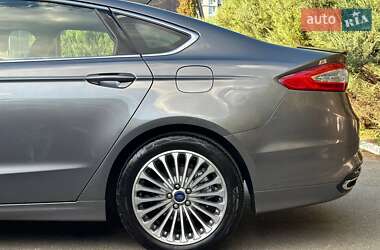 Седан Ford Fusion 2014 в 