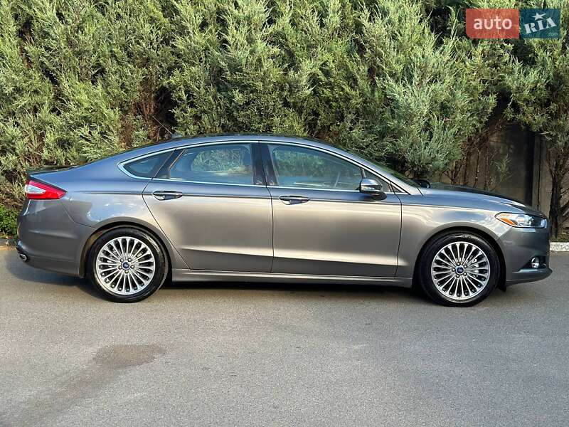 Седан Ford Fusion 2014 в Славянске