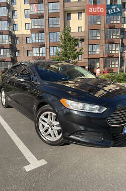 Седан Ford Fusion 2013 в Чернигове