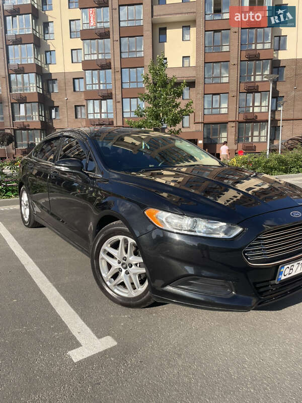 Седан Ford Fusion 2013 в Чернигове