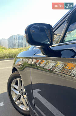 Седан Ford Fusion 2013 в 