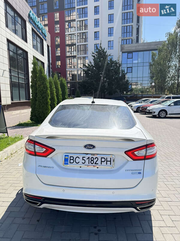 Седан Ford Fusion 2014 в Луцке