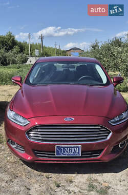 Седан Ford Fusion 2015 в 