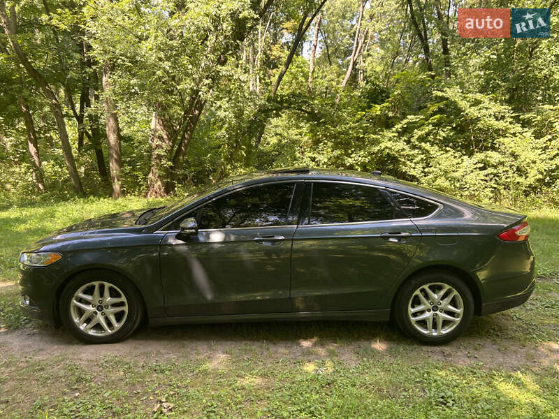 Седан Ford Fusion 2014 в Яготине