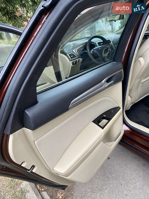 Седан Ford Fusion 2016 в Запорожье