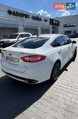 Седан Ford Fusion 2013 в 