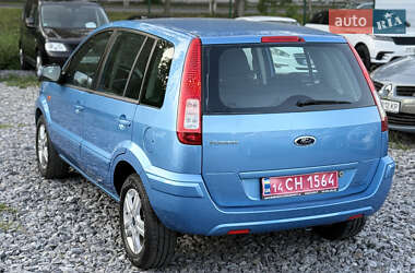 Хэтчбек Ford Fusion 2011 в 