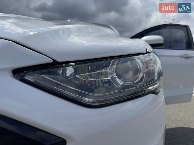 Седан Ford Fusion 2016 в Киеве