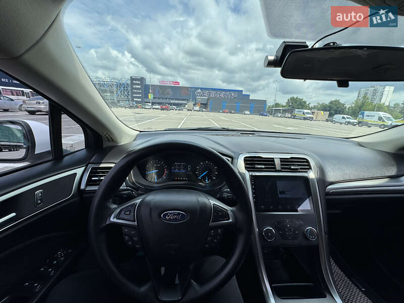 Седан Ford Fusion 2016 в Киеве