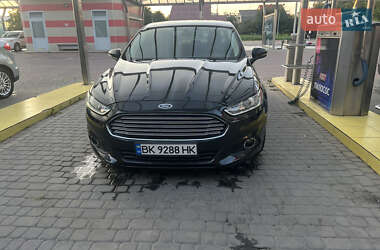 Седан Ford Fusion 2014 в 