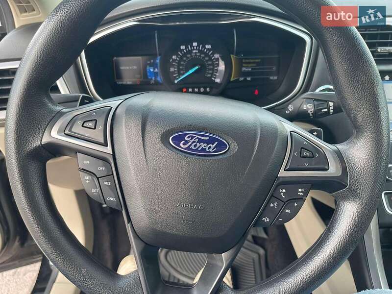 Седан Ford Fusion 2016 в Житомире