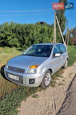 Хэтчбек Ford Fusion 2010 в 