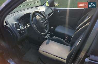 Хэтчбек Ford Fusion 2008 в 