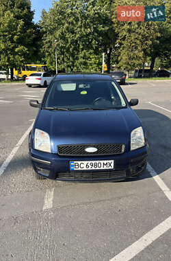Хэтчбек Ford Fusion 2004 в Львове