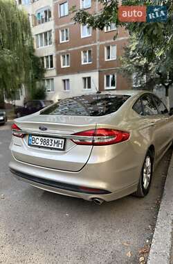 Седан Ford Fusion 2017 в Львове