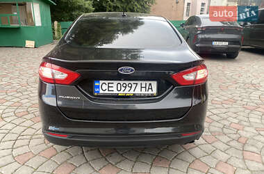 Седан Ford Fusion 2016 в 