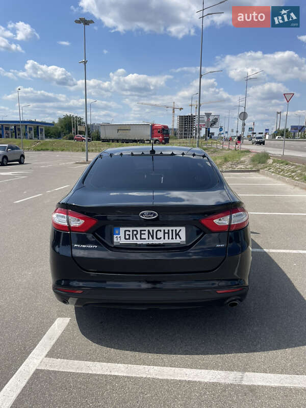 Седан Ford Fusion 2016 в Киеве