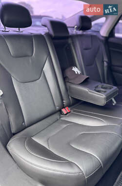 Седан Ford Fusion 2013 в 