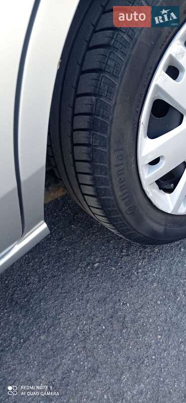 Хэтчбек Ford Fusion 2009 в Виннице