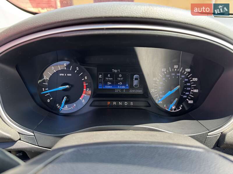 Седан Ford Fusion 2014 в Романове
