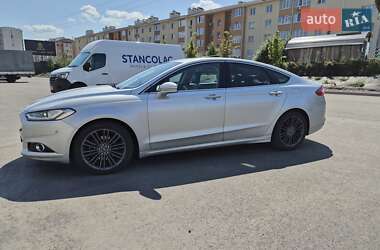 Седан Ford Fusion 2013 в 