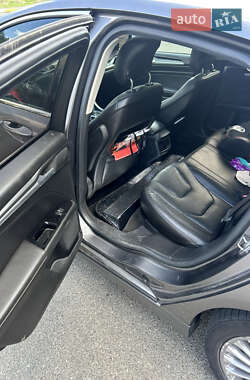 Седан Ford Fusion 2013 в 