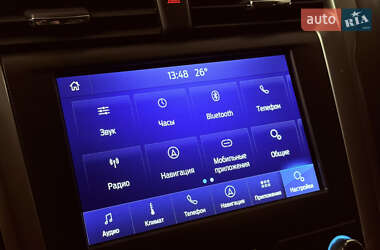 Седан Ford Fusion 2020 в 