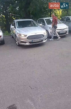Седан Ford Fusion 2013 в 