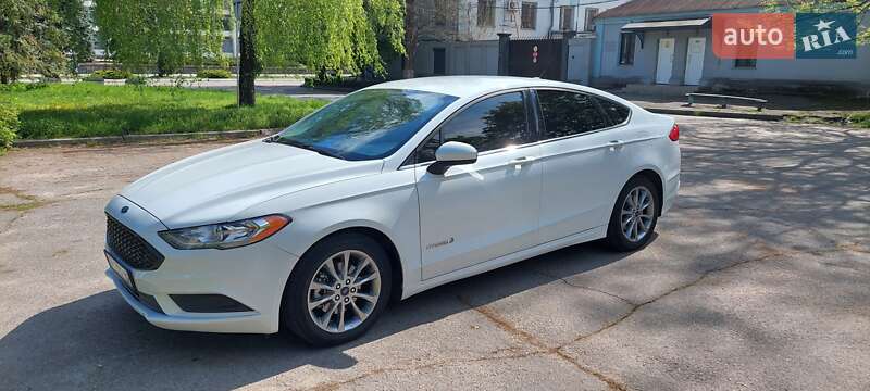 Седан Ford Fusion 2017 в Кременчуге