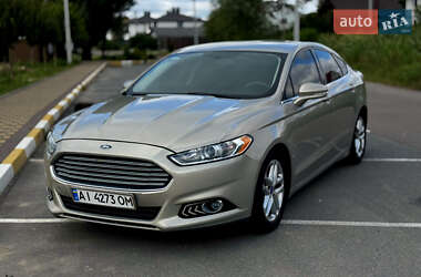 Седан Ford Fusion 2014 в 