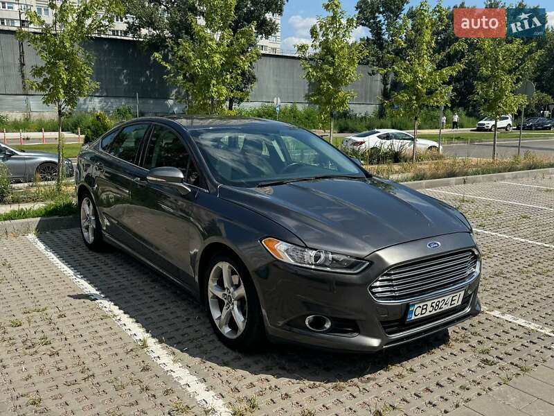 Ford Fusion 2015