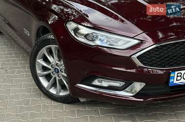 Седан Ford Fusion 2016 в 