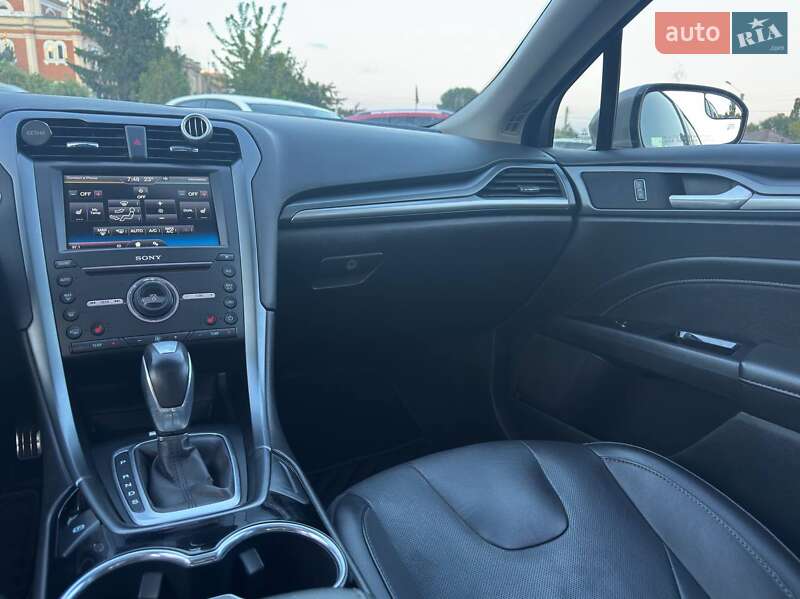 Седан Ford Fusion 2015 в Харкові