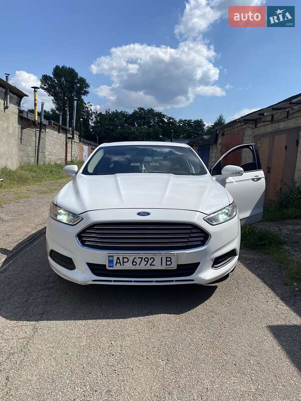 Ford Fusion 2015