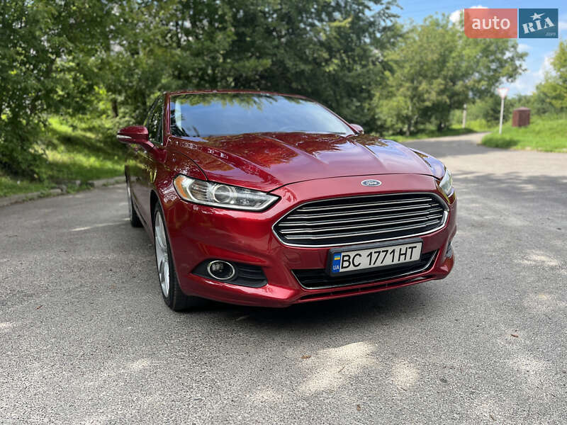 Седан Ford Fusion 2014 в Львове