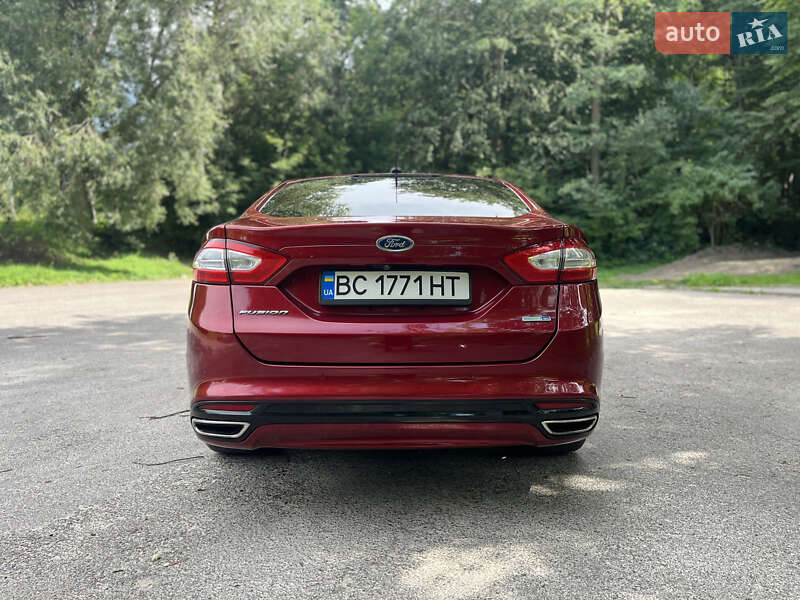 Седан Ford Fusion 2014 в Львове