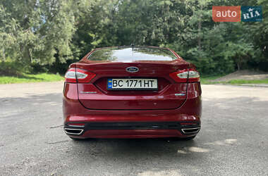 Седан Ford Fusion 2014 в 