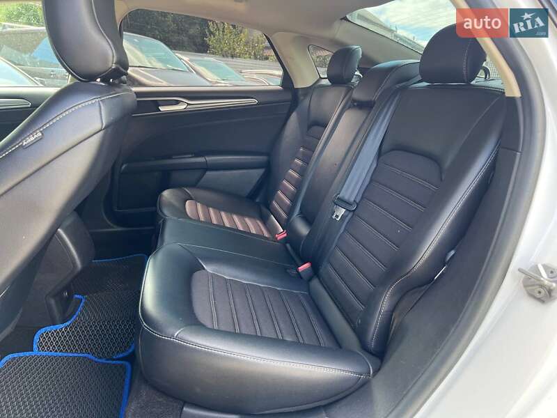 Седан Ford Fusion 2017 в Киеве