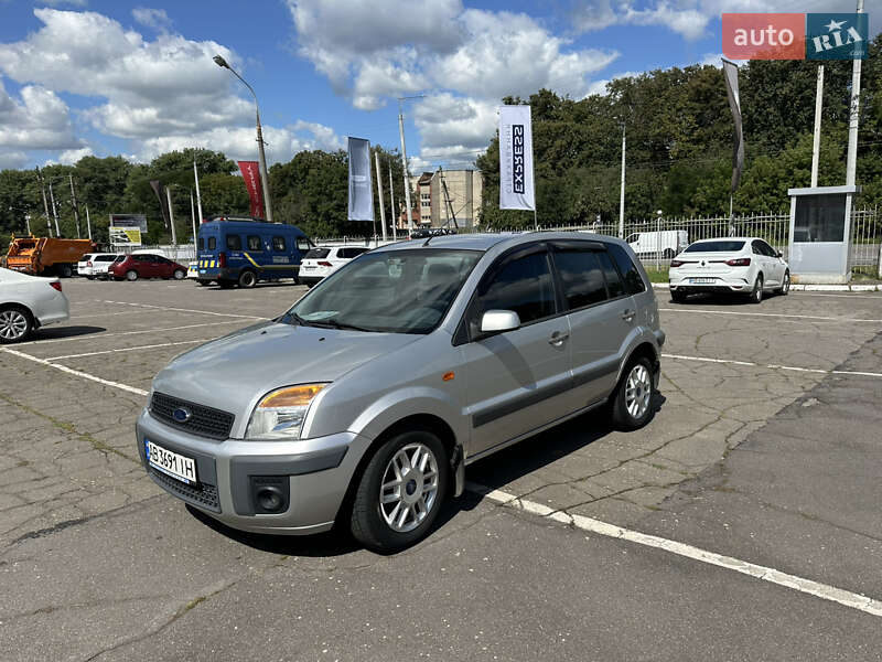 Хэтчбек Ford Fusion 2007 в 