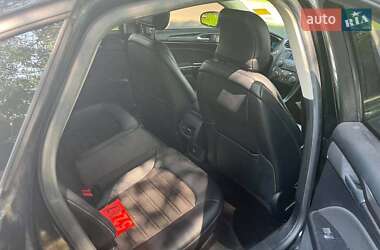 Седан Ford Fusion 2018 в 