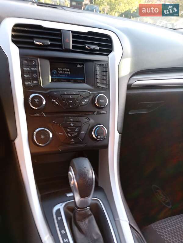 Седан Ford Fusion 2014 в Киеве фото 12 Седан Ford Fusion 2014 в Киеве