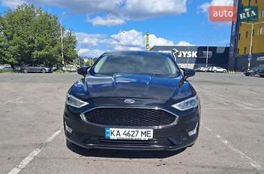 Седан Ford Fusion 2016 в 