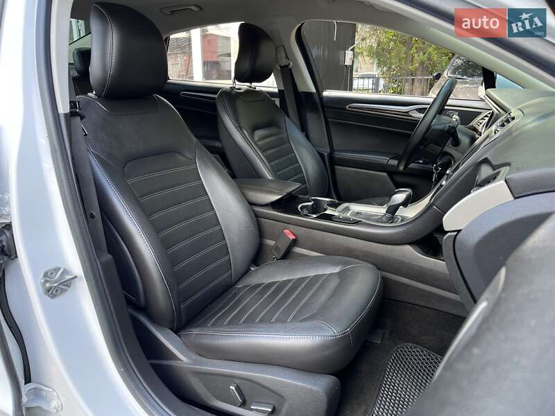 Седан Ford Fusion 2014 в Харькове