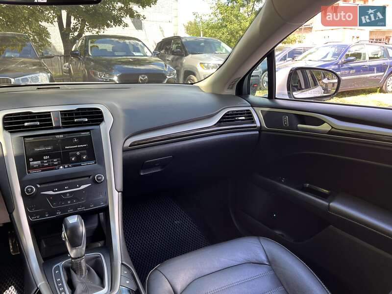Седан Ford Fusion 2014 в Харькове