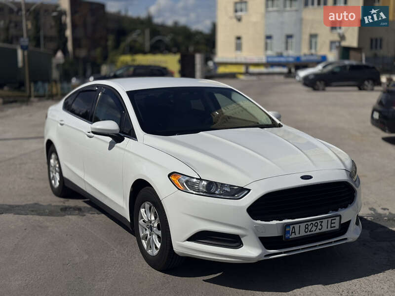 Ford Fusion 2015