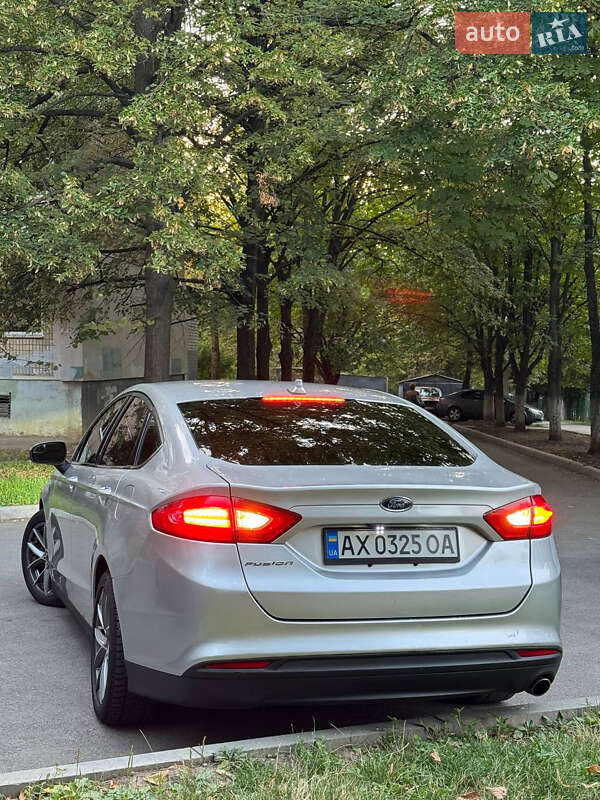 Седан Ford Fusion 2013 в Харькове