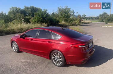 Седан Ford Fusion 2016 в 
