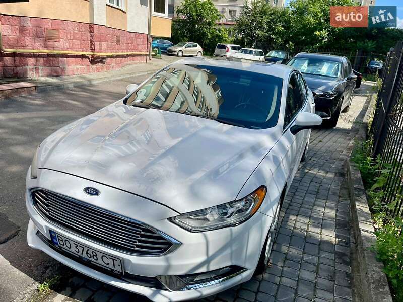 Седан Ford Fusion 2018 в Тернополі